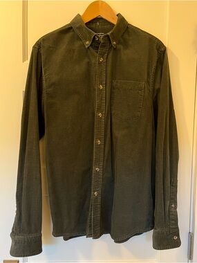 Banana Republic Untucked Fit “Waffle Corduroy” Shirt Men’s Medium Olive Green